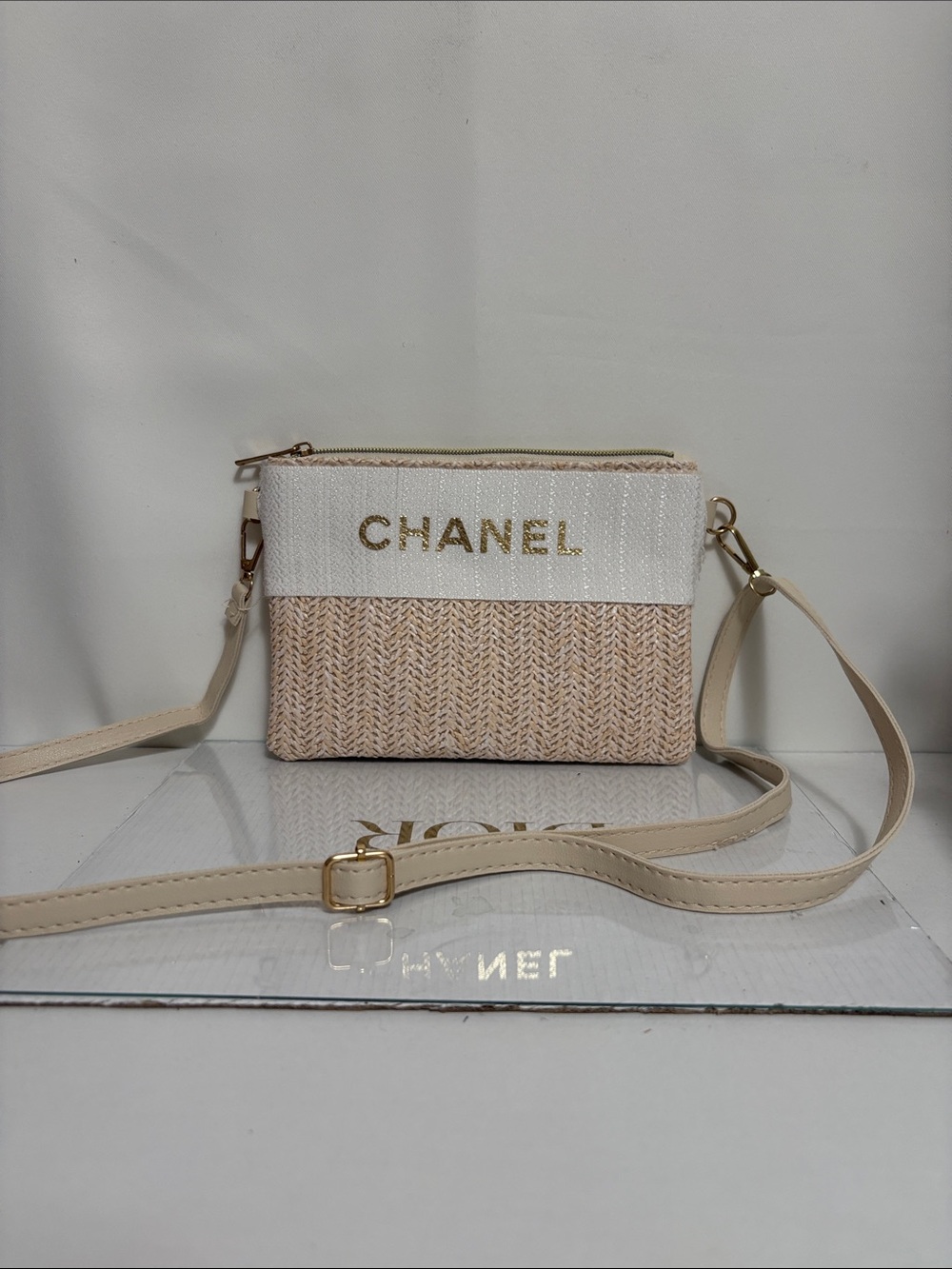 Straw Crossbody/shoulder bag for beach/summer